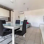 Airport Marco Polo -Free Park-
